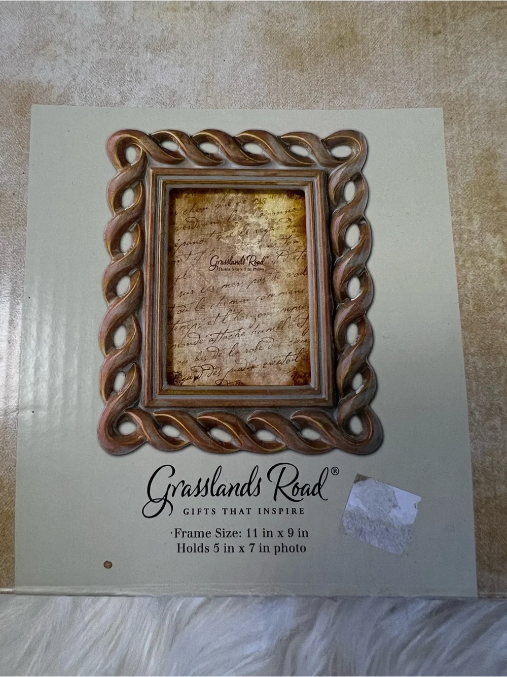 Vintage Grasslands Road Twisted Rope Ceramic Picture Frame 11x9 Neutral Beige
